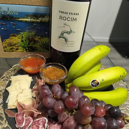 Cris Place Ferienhaus Câmara de Lobos